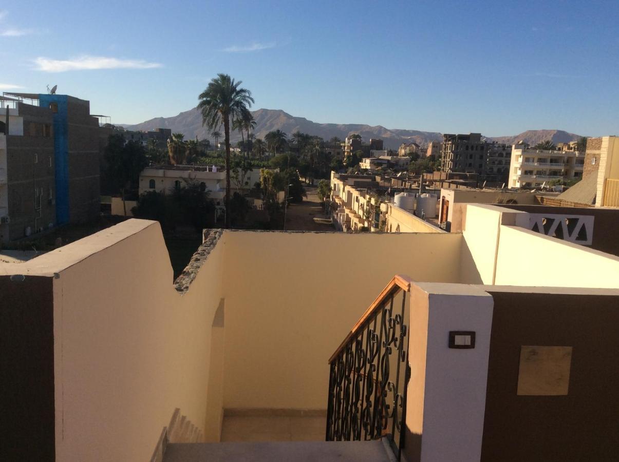 Ferienwohnung The Brown House Luxor Exterior foto