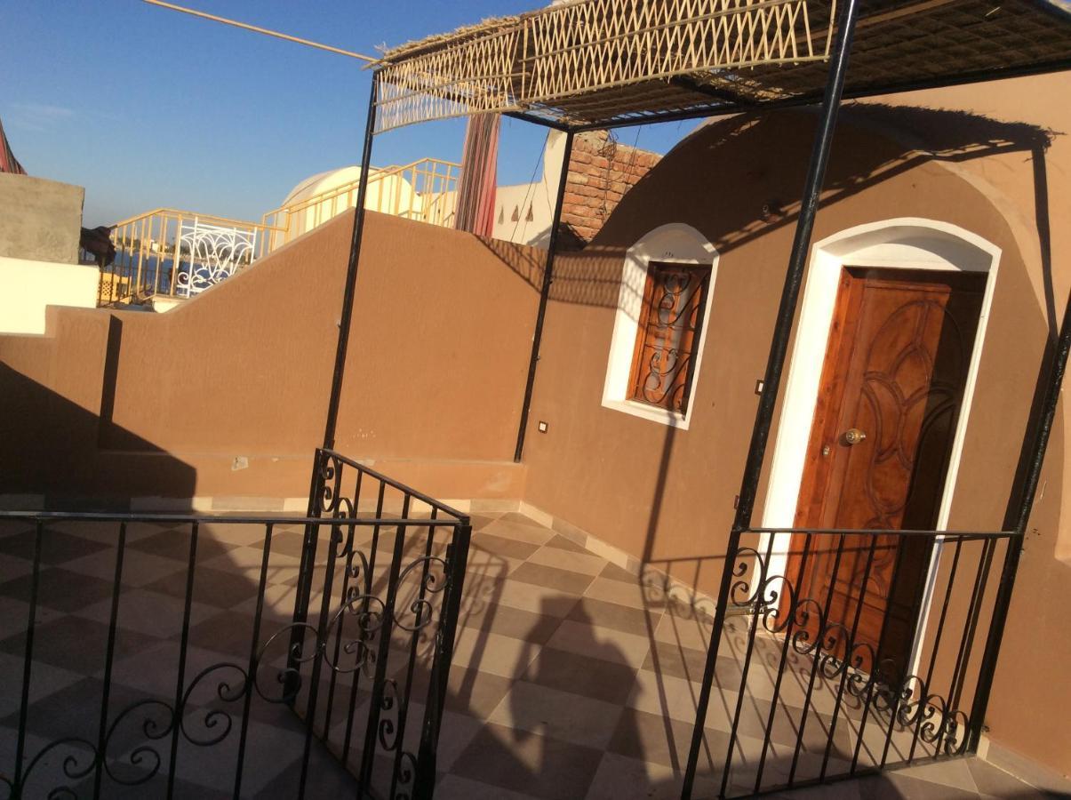 Ferienwohnung The Brown House Luxor Exterior foto