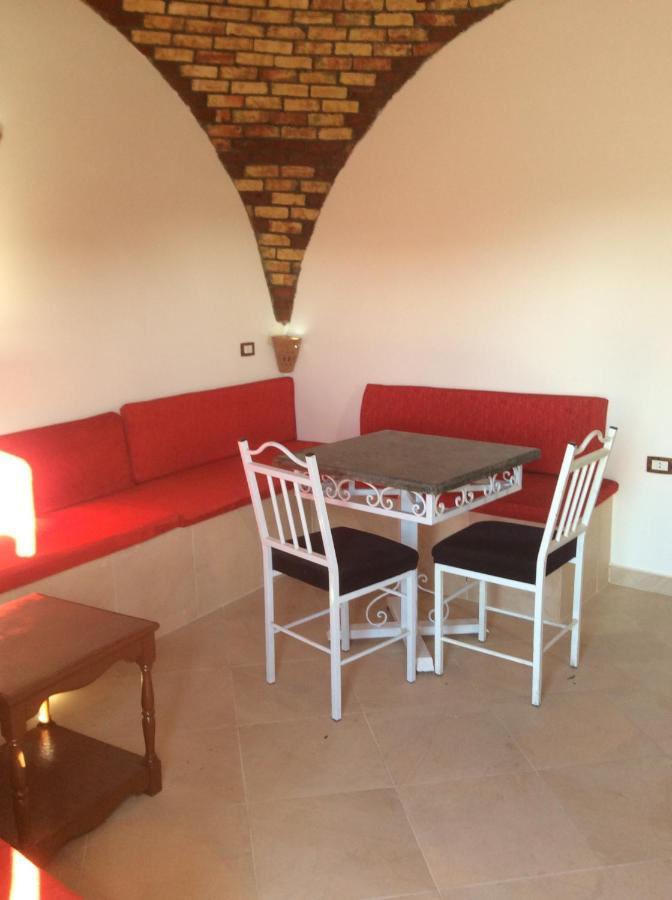 Ferienwohnung The Brown House Luxor Exterior foto