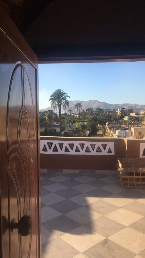 Ferienwohnung The Brown House Luxor Exterior foto